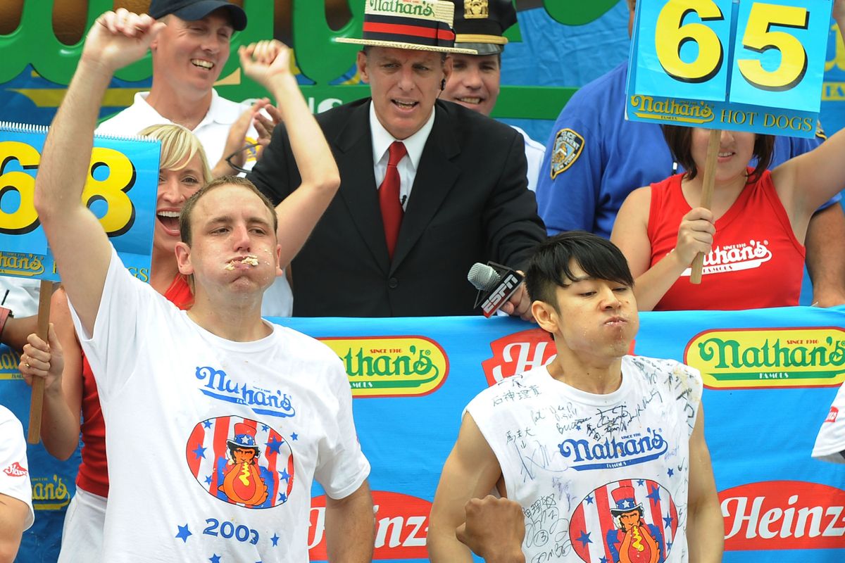 Joey Chestnut, Takeru Kobayashi to Settle ‘Unfinished Beef’ at Netflix Hot Dog Eating Contest