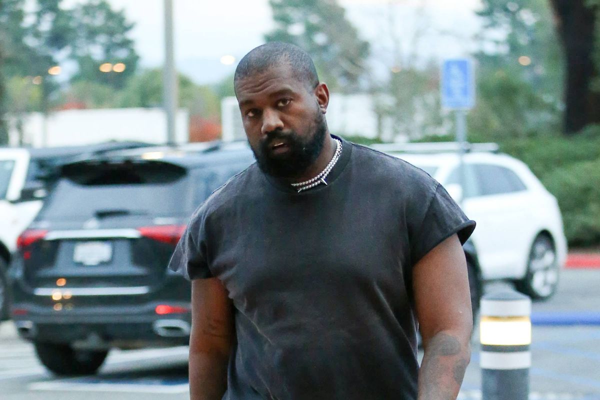 Kanye West’s Ex-Assistant Accuses Him of Sexual Harassment, Masturbating in Front of Her