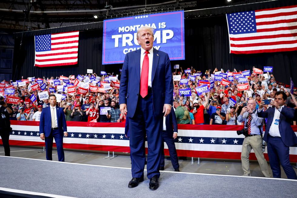 Offering No Proof, Trump Tells Rallygoers Dems Conspired With Media to Call Him ‘Weird’