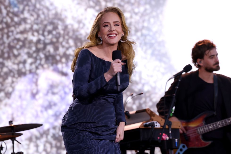 Adele Performs ‘Set Fire to the Rain’ During an Actual Storm at Munich Residency Show