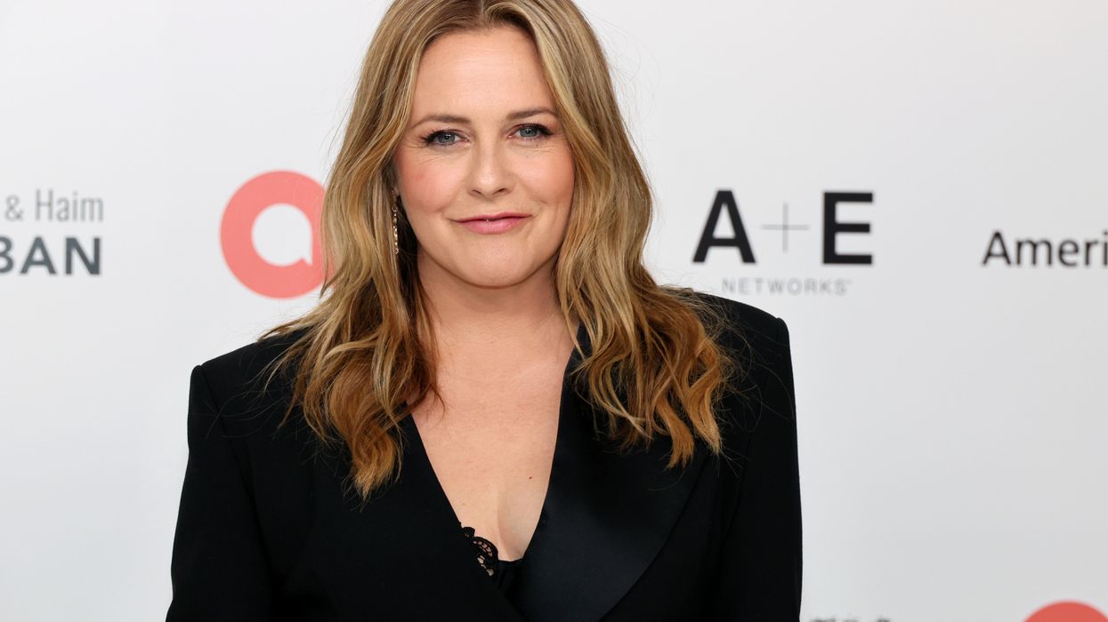 Alicia Silverstone Confirms She’s Not Dead After Eating Mildly Toxic Plant From Stranger’s Garden