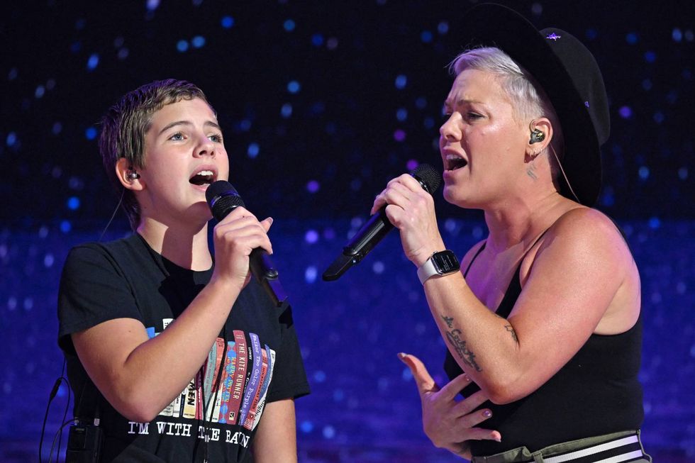 Pink Performs ‘What About Us’ With Her Daughter Willow Sage at DNC