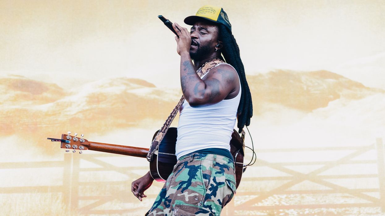 Osheaga jour 2 : entre orages, flammes et pop actuelle