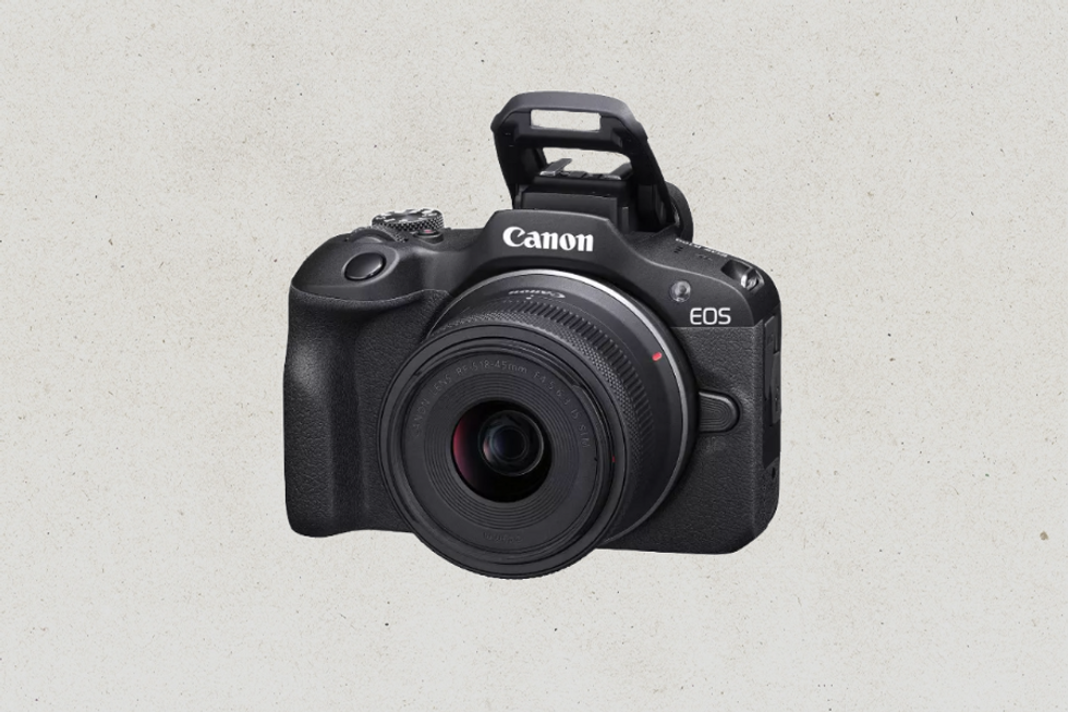 This Compact Canon Camera Is $200 Off Right Now, Just in Time to Head Back to School