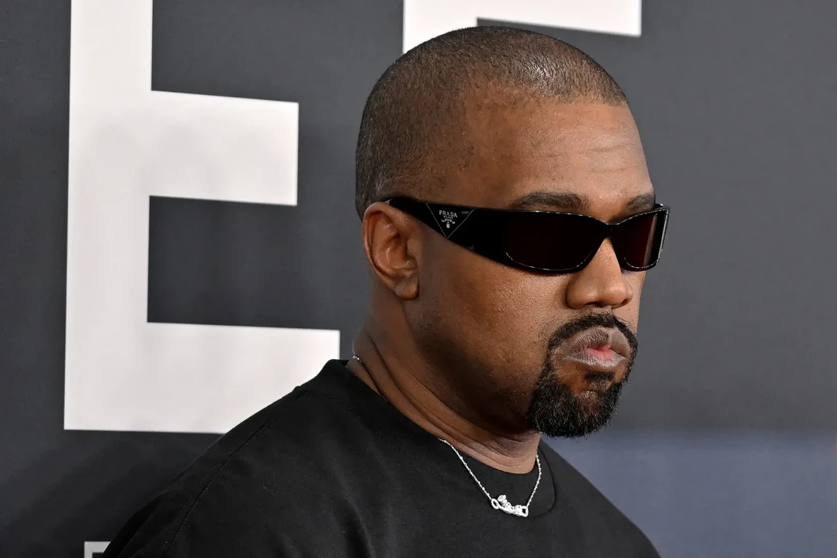 Kanye West sanctionné dans un procès pour ses tirades antisémites